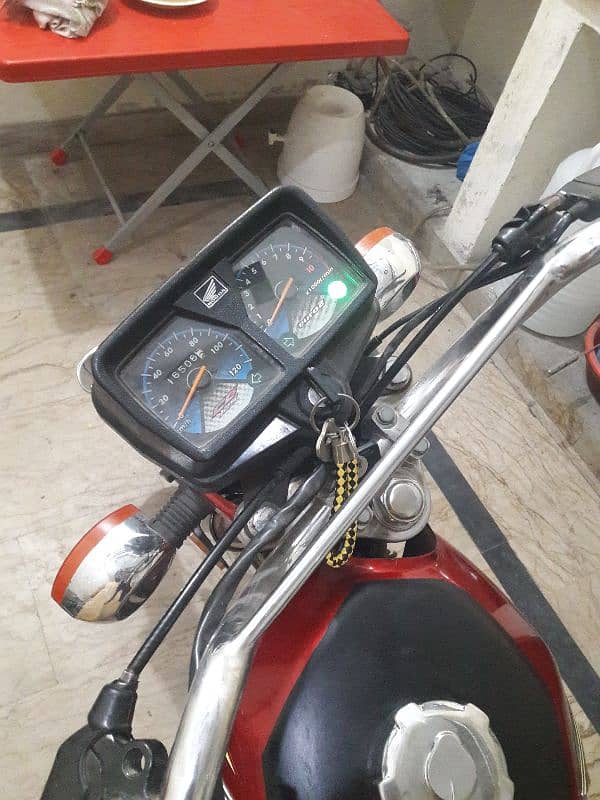 Honda 125 19 model 2020 registration genuine condition 1