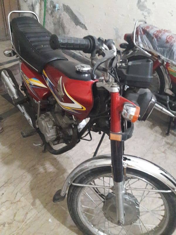 Honda 125 19 model 2020 registration genuine condition 7