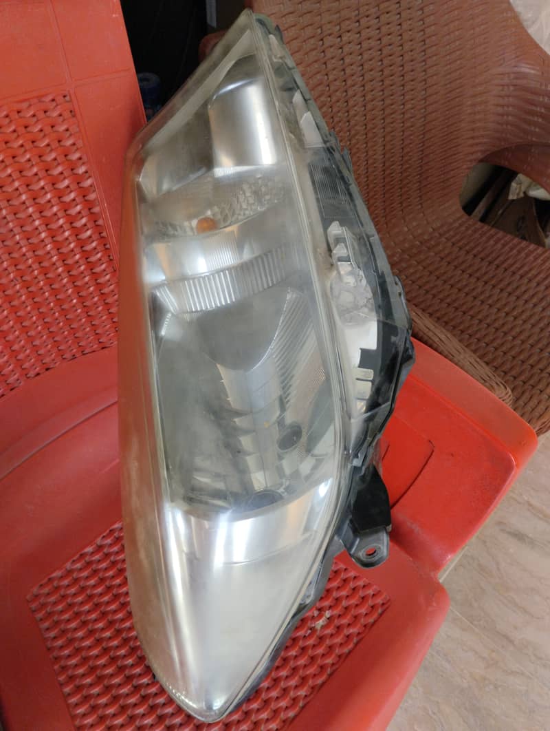 Vitz 2013 Headlight Left side (Driver side) 4