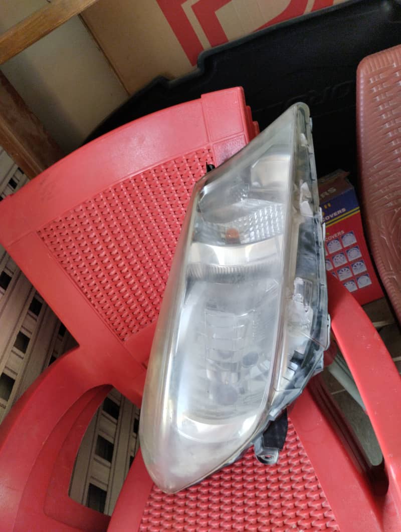 Vitz 2013 Headlight Left side (Driver side) 6