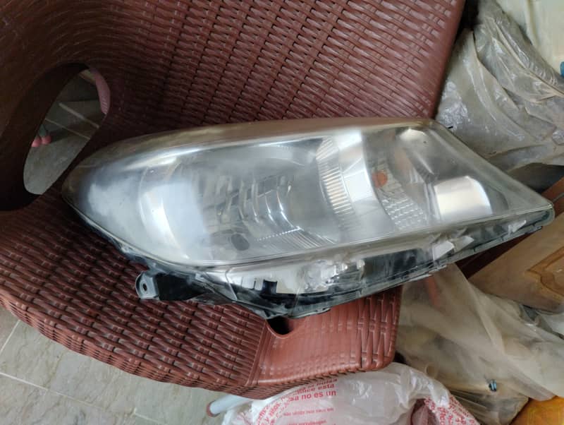 Vitz 2013 Headlight Left side (Driver side) 10