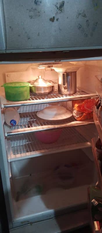 Dowlance refrigerator for sale 6