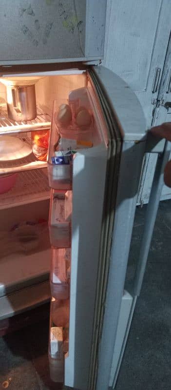 Dowlance refrigerator for sale 7