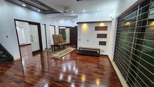 32 Marla house for sale in cantt near Polo ground