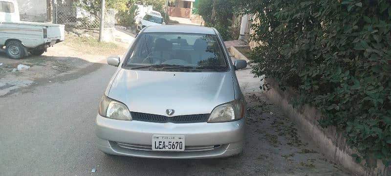 Toyota Platz 2000 2