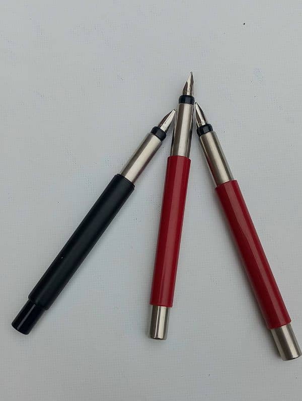 Parker Vector fountain pens. 0