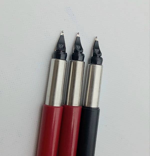 Parker Vector fountain pens. 3