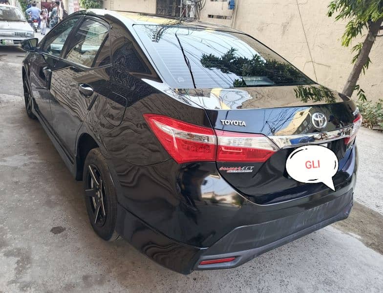 Toyota Corolla GLI 2015 5