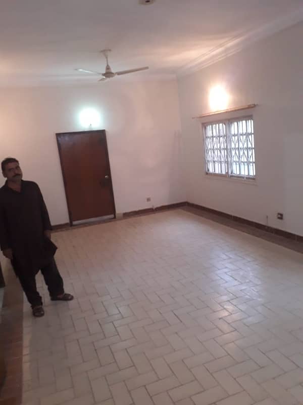 Independent House 240 Sq Yards Single Story 4 Beds DD Best Of Commercial Use For School Software House Clinic etc Main 200 Feet Road Facing 3