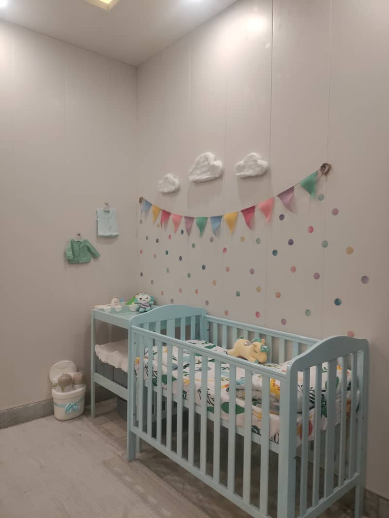 Nursery Cot + Changing Table *imported* 1