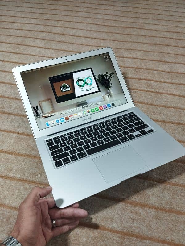 MacBook Air 2015 (13 inch) 5