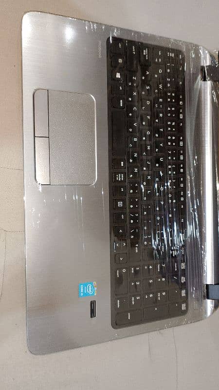 HP laptop with fingerprint 0