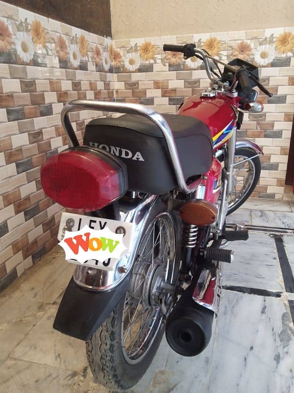 Honda 125 (2018) Lahore No 6