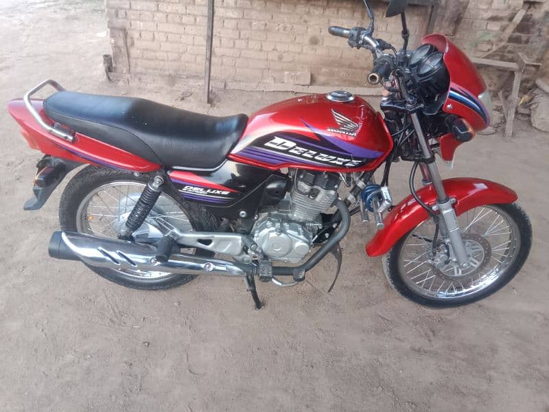 Honda 125 delux 3