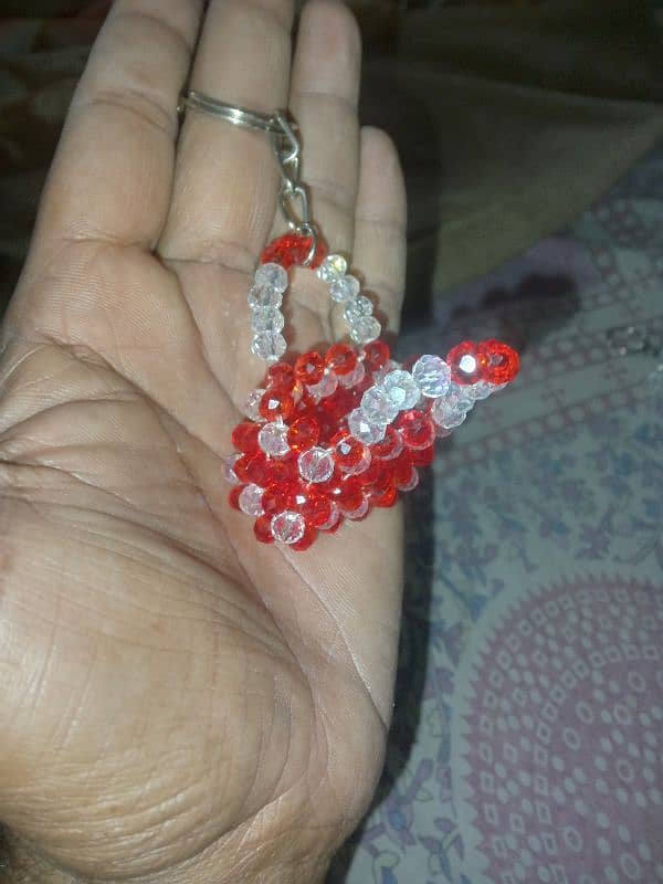 handmade crystal pearl keychain 1