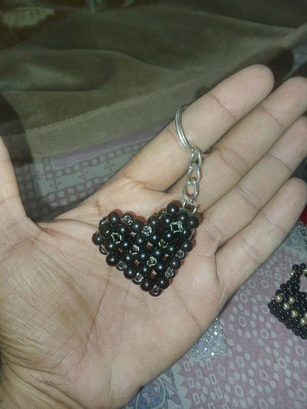 handmade crystal pearl keychain 3