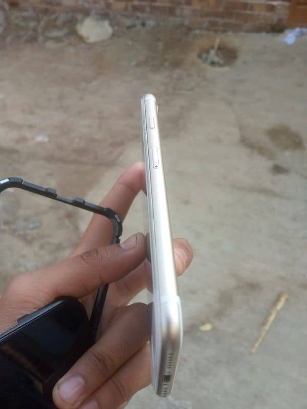 iPhone 7 good condition 13