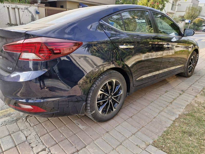 Hyundai Elantra 2022 2.0 GLS 3