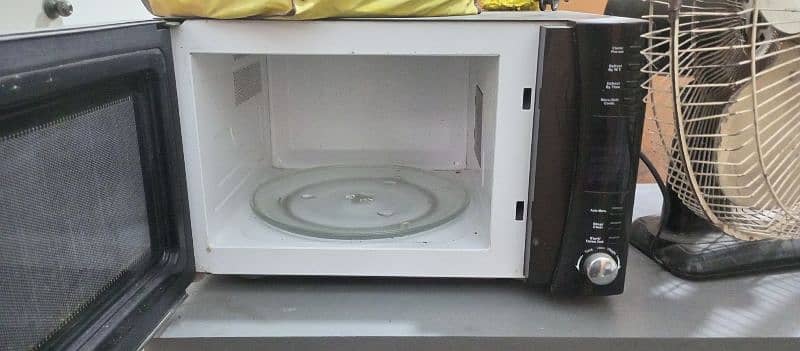 Orient Microwave 1