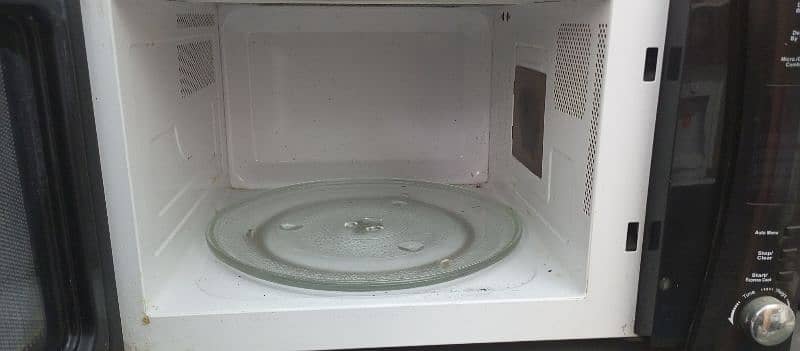 Orient Microwave 2