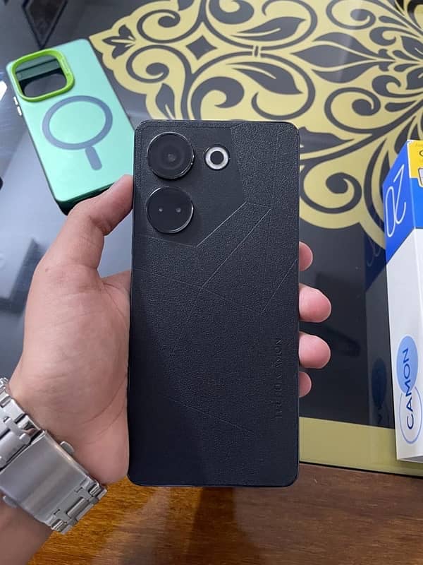 Tecno camon 20pro 4