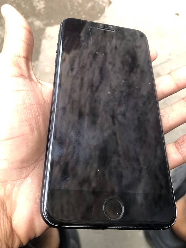 iphone 7Plus 128GB 3