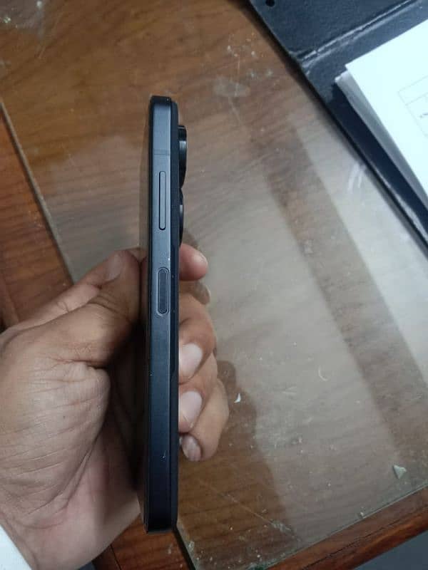 Asus Zenfone 10 - 8/128 - urgent sale 8