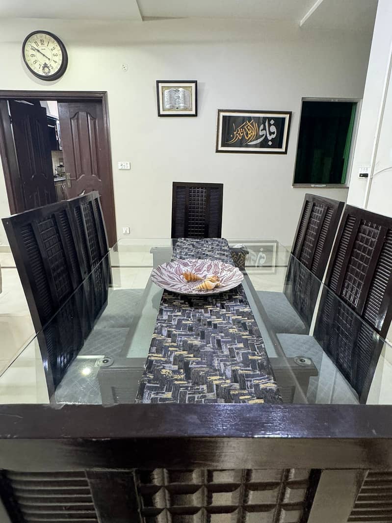 Dining Table For sale//6 seater Dining Table//wooden(Top Glass) Dining 5