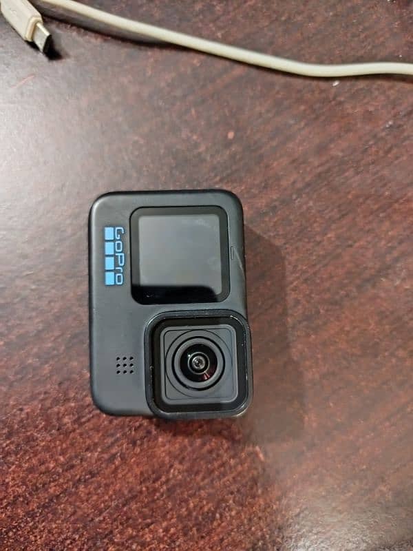 GoPro 10 Black 10/10 with Accessories 10