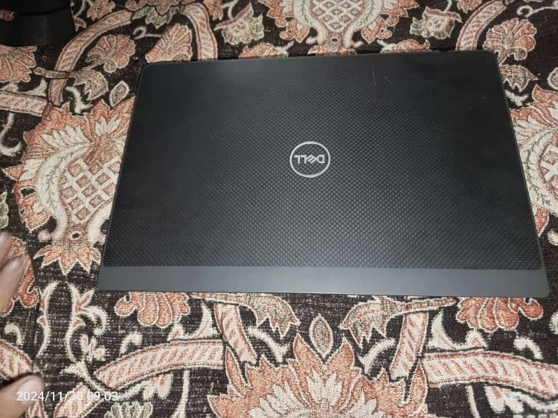 Dell latitude 7300 cor i5 8th generation 8-256 SSD ram 4