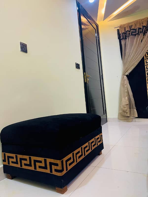 One bedroom VIP apartment for rent on daily basis in bahria town 15