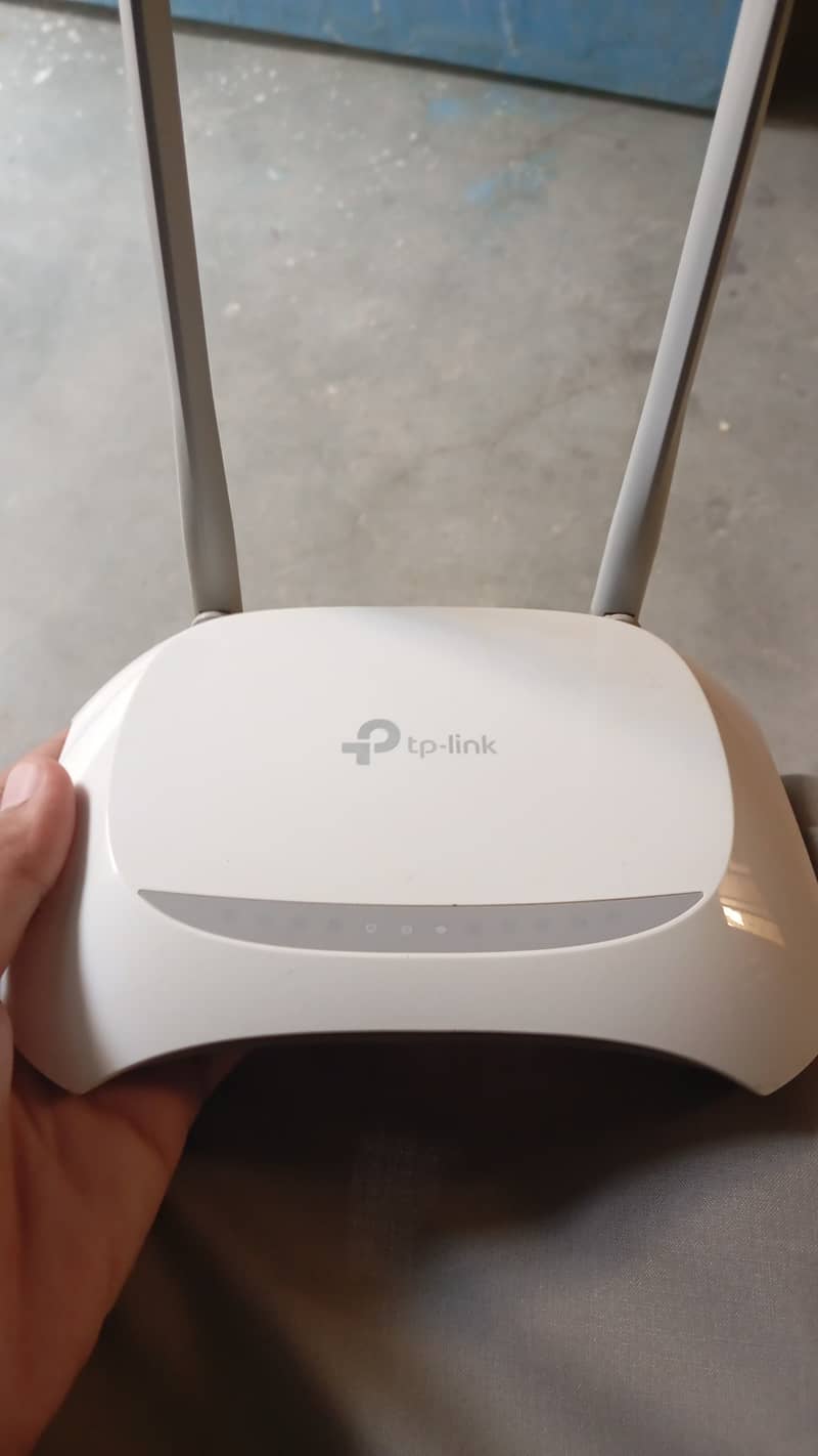 TP-Link Router WR840N 300mps 0