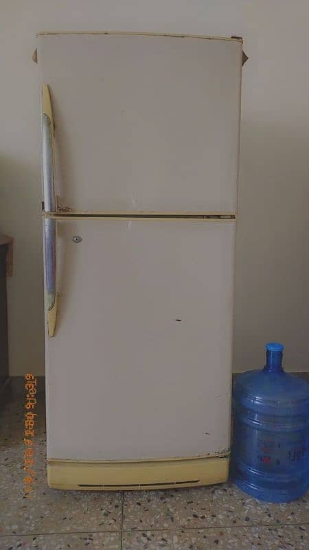 PEL Fridge (Medium Size) 0