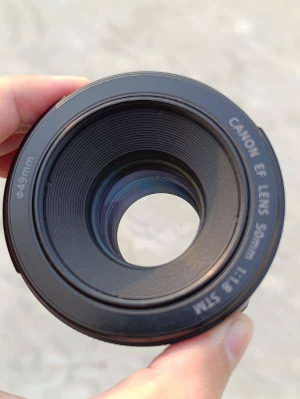 Canon 50mm STM f1.8 for sale/exchange with canon 85mm 3