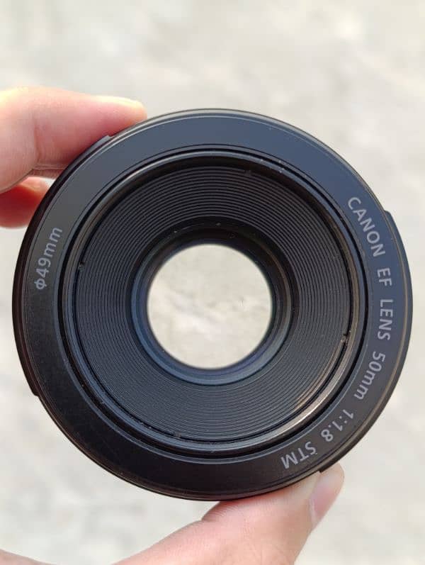 Canon 50mm STM f1.8 for sale/exchange with canon 85mm 7