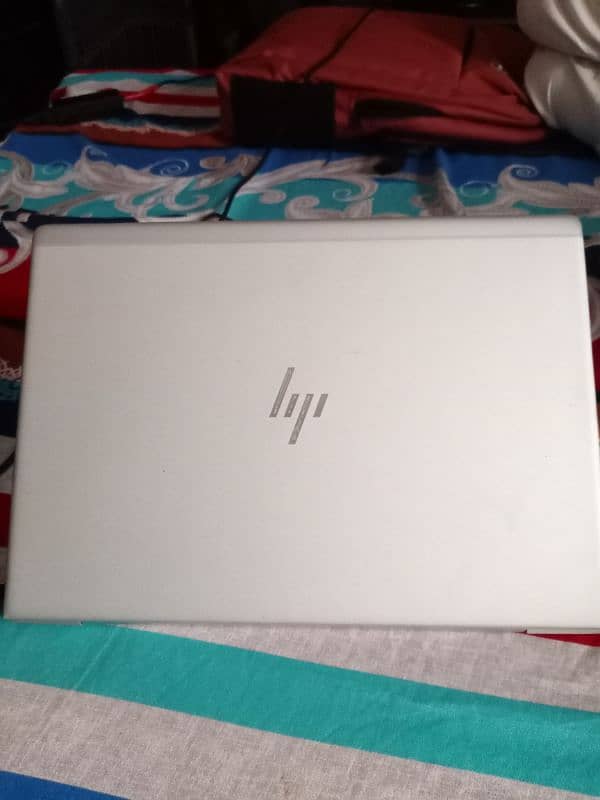 HP EliteBook 840 G5 4