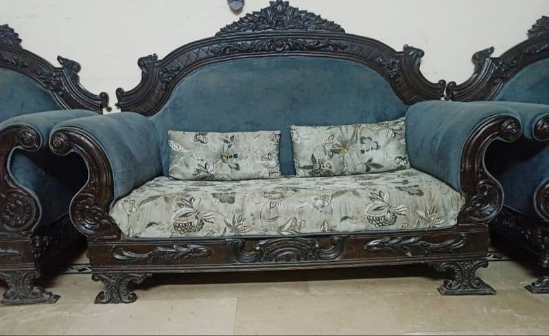 7 seater chinoti sofa set for sale 3