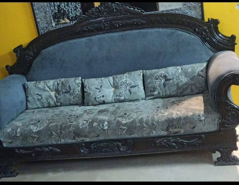 7 seater chinoti sofa set for sale 12