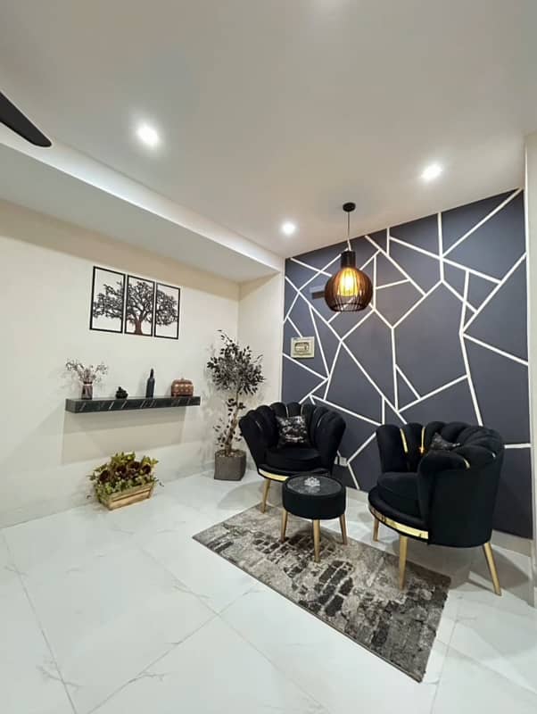 1 Bedroom VIP Full furnish flat per day available in Bahria town Lahore 7