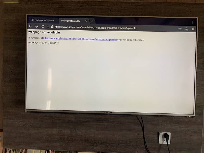 samsung led 52'' smart No fault in it using in home (only call me) 1