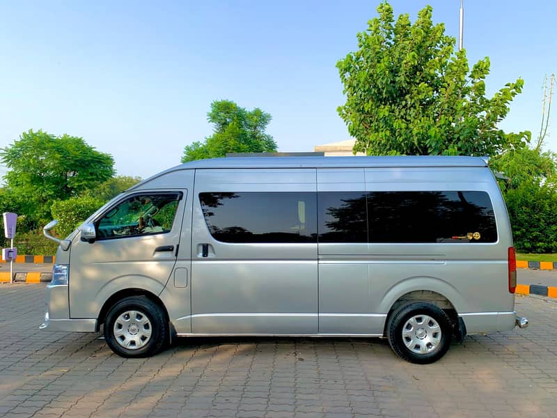 Hiace Grand Cabin for Rent in Lahore 1