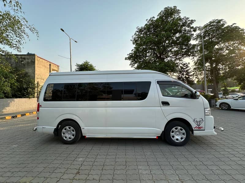 Hiace Grand Cabin for Rent in Lahore 4