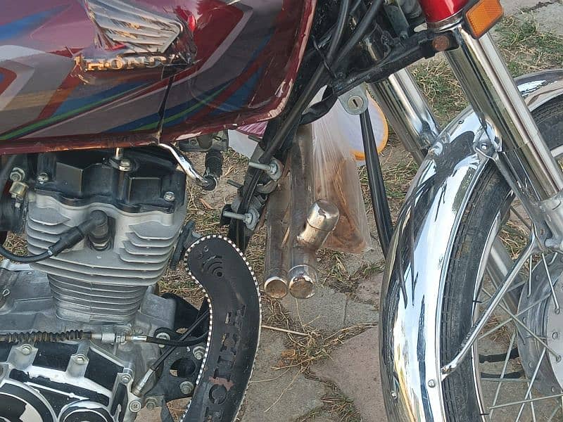 Honda 125 in good condition 4