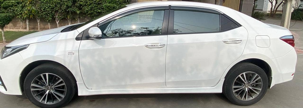 Toyota Corolla Altis  Automatic 1.6 2018 7