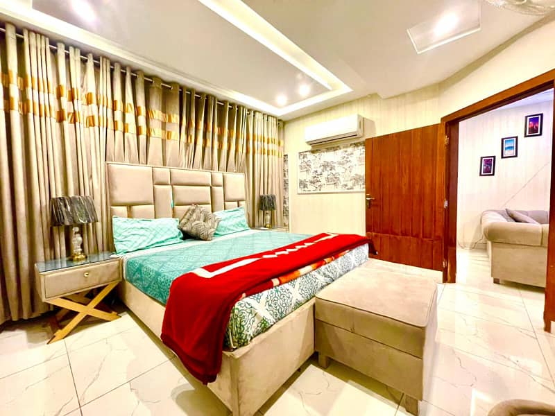 1 Bedroom VIP Full furnish flat per day available in Bahria town Lahore 17