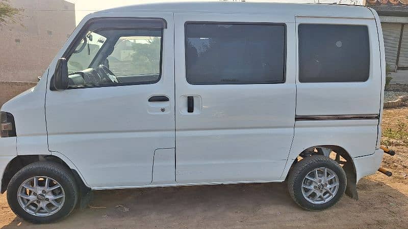 Nissan Clipper 2011 7