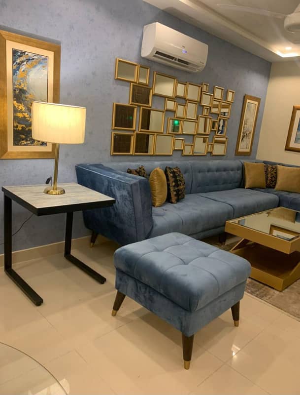 1 Bedroom VIP Full furnish flat per day available in Bahria town Lahore 1