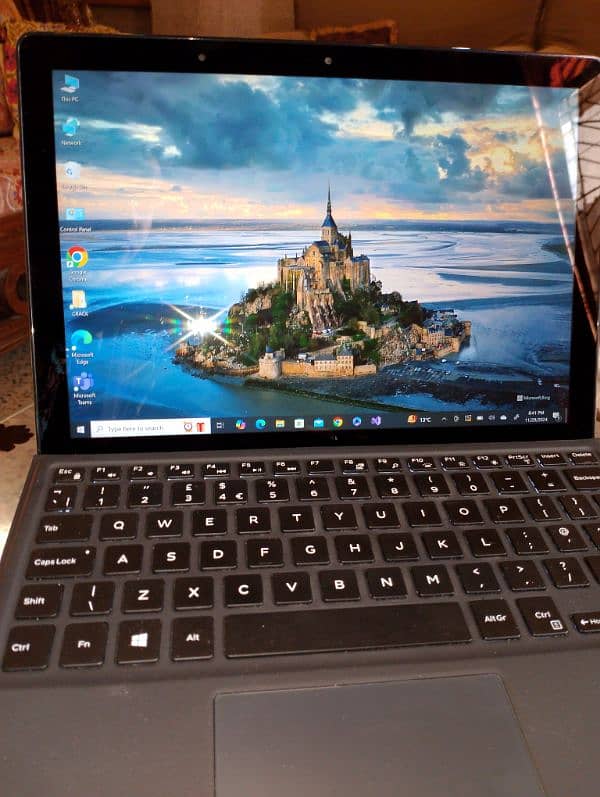 Dell Latitude 5290 2-in-1 Touchscreen Laptop - Intel Core i5-8350U 8