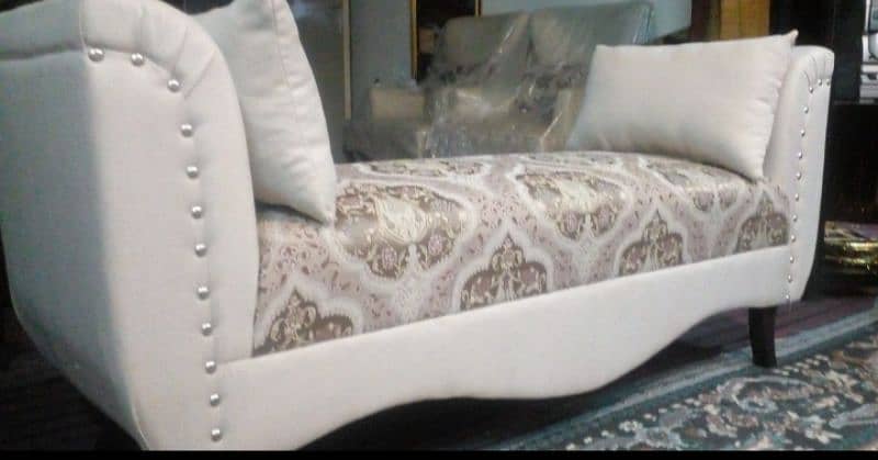 Very beautiful heavy comfortable Molty foam dewan03335138001 4