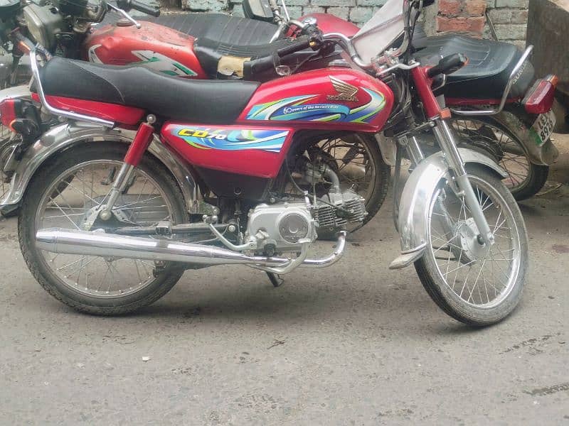 Honda cd70 for sale ak hath Chali ha 0